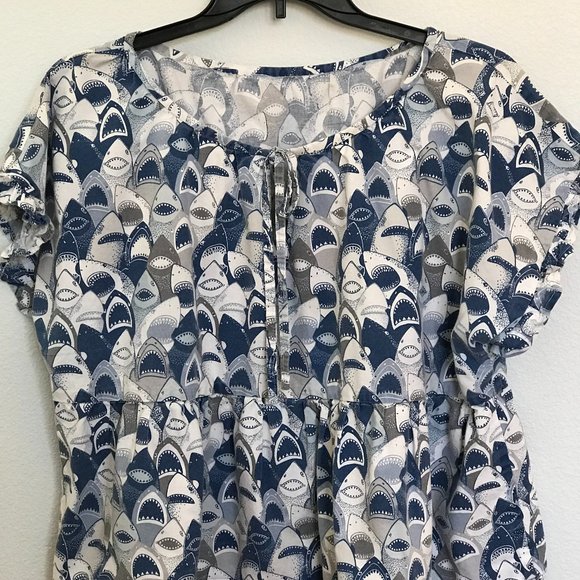 ohmyprincess Tops - Women's Shark Print Babydoll Top